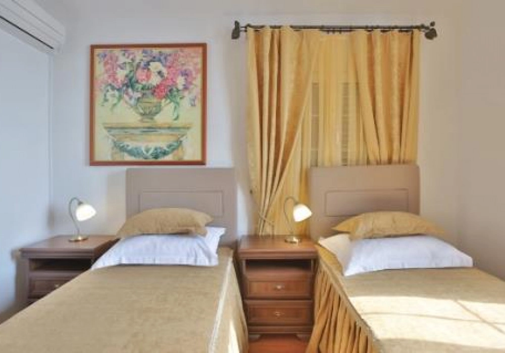 Hotel-uz-more-u-Svetom-Stefanu-Budva-5 Hotel 700 m² – Sveti Stefan, Budva — fotografija 6