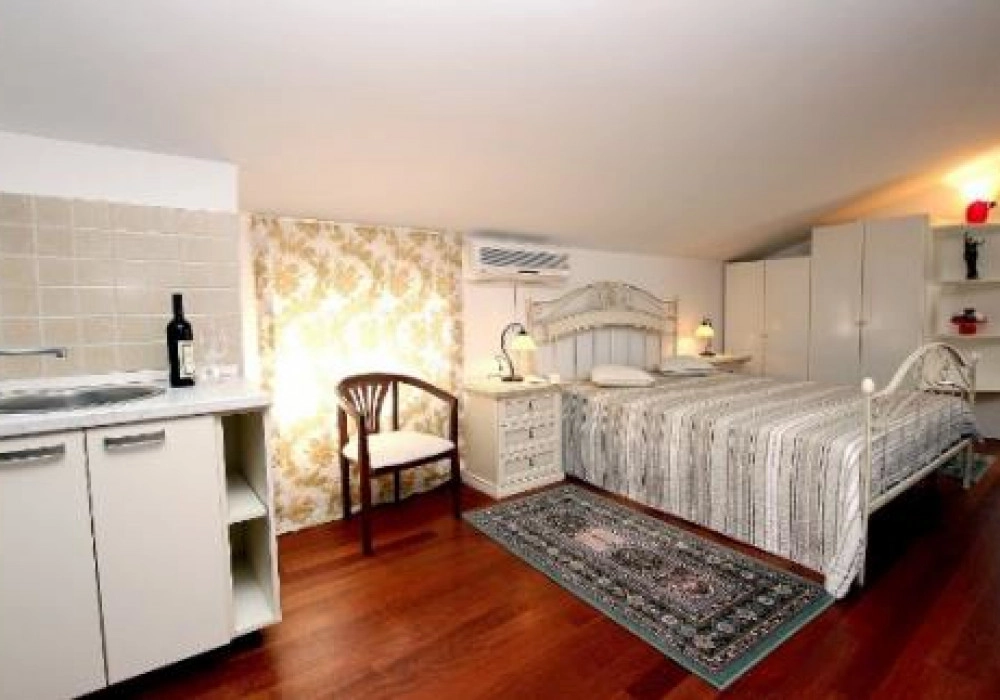 Hotel-uz-more-u-Svetom-Stefanu-Budva-8 Hotel 700 m² – Sveti Stefan, Budva — fotografija 9