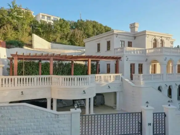 Kuća 470 m² – Reževići, Budva — fotografija 4