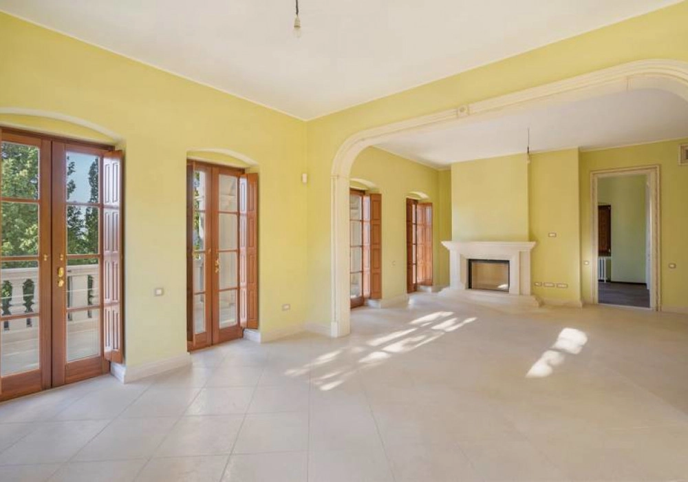 Kuca-sa-bazenom-u-Rezevicima-Budva-11 Kuća 470 m² – Reževići, Budva — fotografija 12