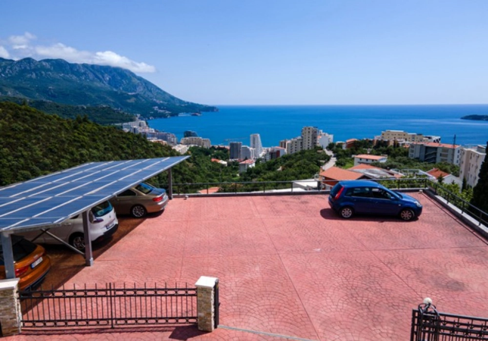Kuca-sa-bazenom-u-Becicima-Budva Kuća sa bazenom u Bečićima