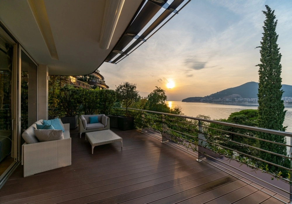 Cetvorosoban-stan-u-novogradnji-Boreti-Budva-5 Četvorosoban stan 645 m² – Boreti, Budva — fotografija 6