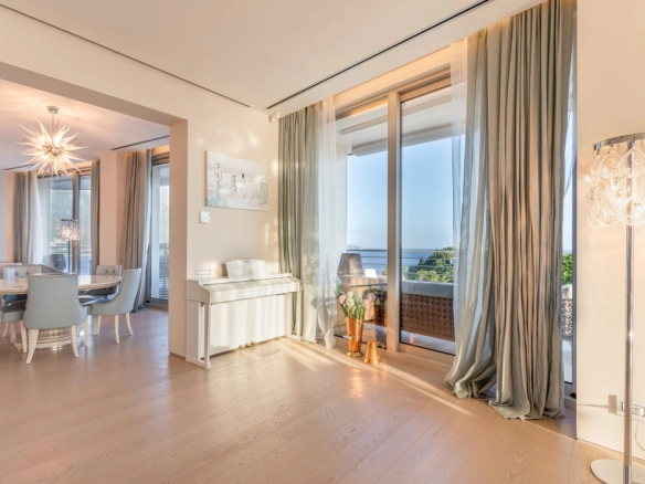 Četvorosoban stan 562 m² – Boreti, Budva — fotografija 2