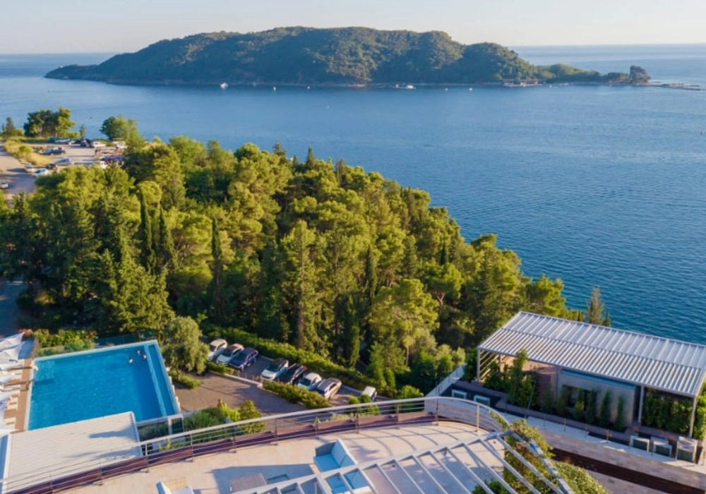 Cetvorosoban-stan-u-Dukley-Gardens-Boreti-Budva-2 Četvorosoban stan 562 m² – Boreti, Budva — fotografija 3