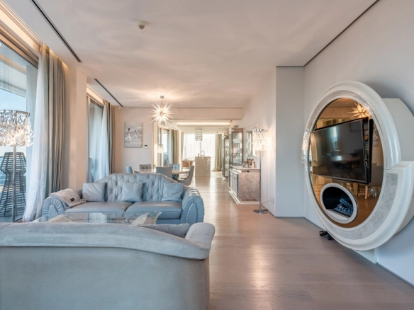 Četvorosoban stan 562 m² – Boreti, Budva — fotografija 8