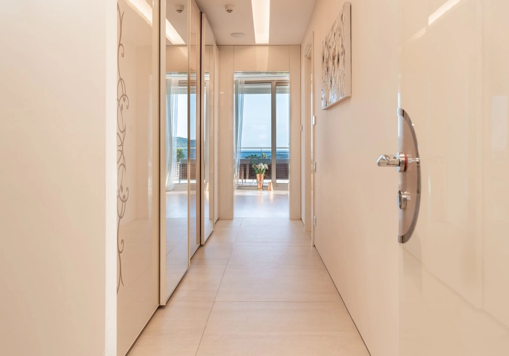 Cetvorosoban-stan-u-Dukley-Gardens-Boreti-Budva-9 Četvorosoban stan 562 m² – Boreti, Budva — fotografija 10