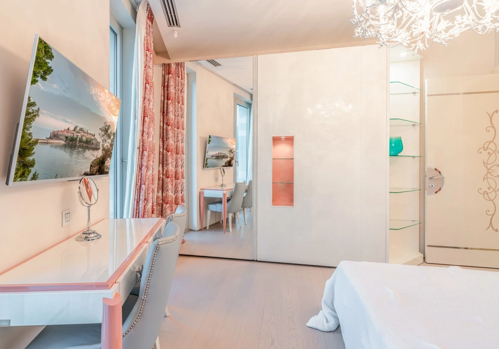 Cetvorosoban-stan-u-Dukley-Gardens-Boreti-Budva-13 Četvorosoban stan 562 m² – Boreti, Budva — fotografija 14