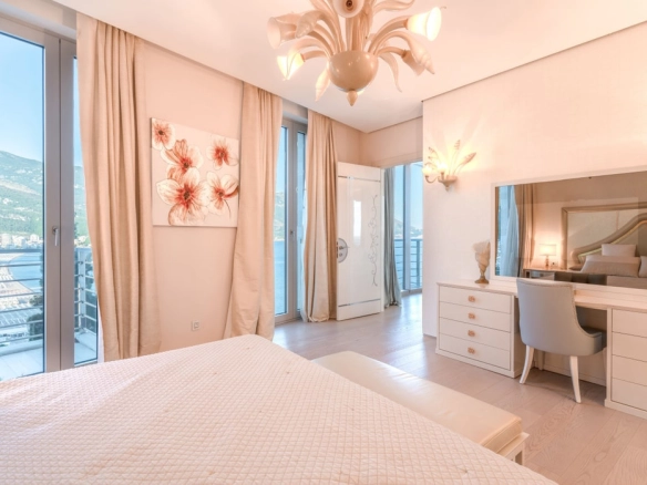 Četvorosoban stan 562 m² – Boreti, Budva — fotografija 15