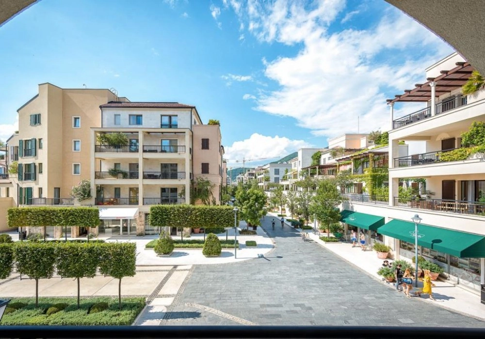 Dvosoban-stan-sa-pogledom-na-more-Gorica-Tivat-2 Stan – Gorica, Tivat — fotografija 3