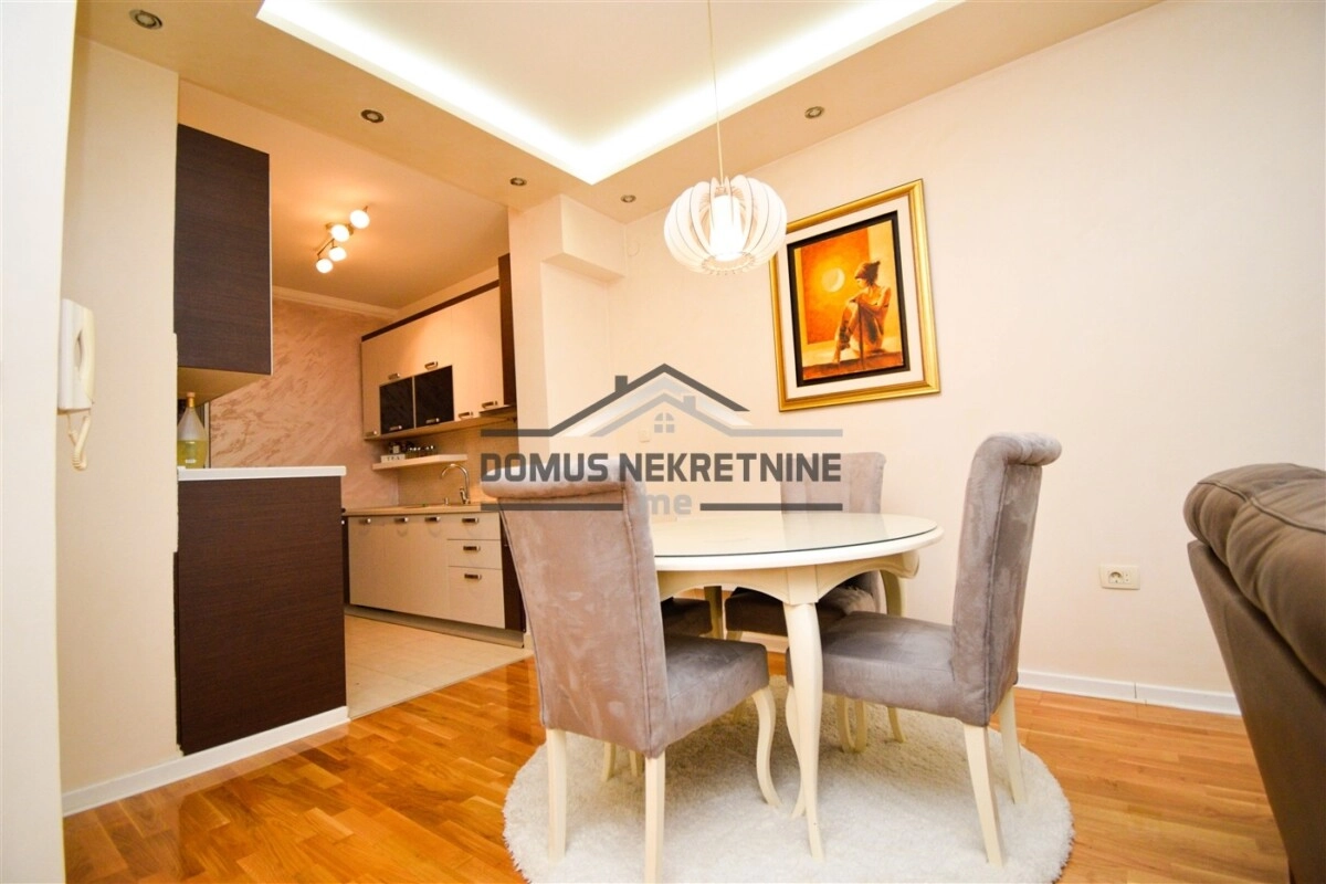 Dvosoban-namjesten-stan-90-m²-Preko-Morace-–-Podgorica-4 Izdavanje: Dvosoban stan 90 m² – Preko Morače, Podgorica — fotografija 5
