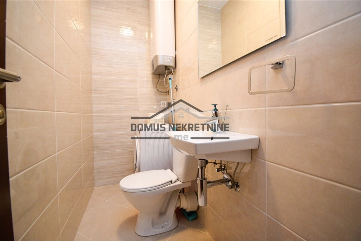 Dvosoban-namjesten-stan-90-m²-Preko-Morace-–-Podgorica-7 Izdavanje: Dvosoban stan 90 m² – Preko Morače, Podgorica — fotografija 8