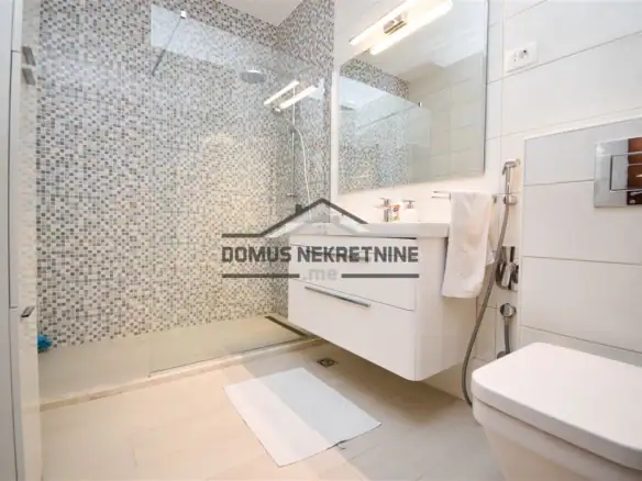 Izdavanje: Dvosoban stan 90 m² – Preko Morače, Podgorica — fotografija 10