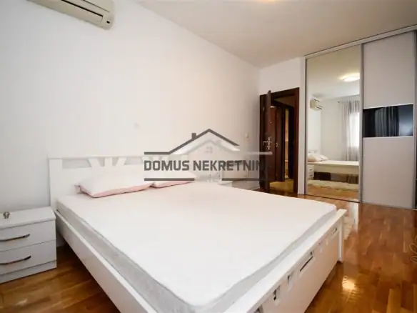 Izdavanje: Dvosoban stan 90 m² – Preko Morače, Podgorica — fotografija 14