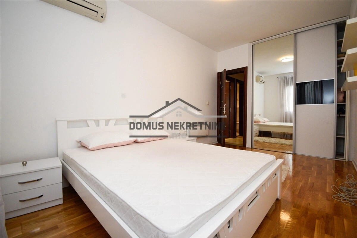 Dvosoban-namjesten-stan-90-m²-Preko-Morace-–-Podgorica-13 Izdavanje: Dvosoban stan 90 m² – Preko Morače, Podgorica — fotografija 14