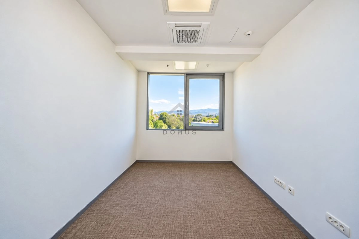 Kancelarijski-prostor-100-m²-Donja-Gorica-–-Podgorica-3 Poslovni prostor 100 m² – Donja Gorica, Podgorica — fotografija 4