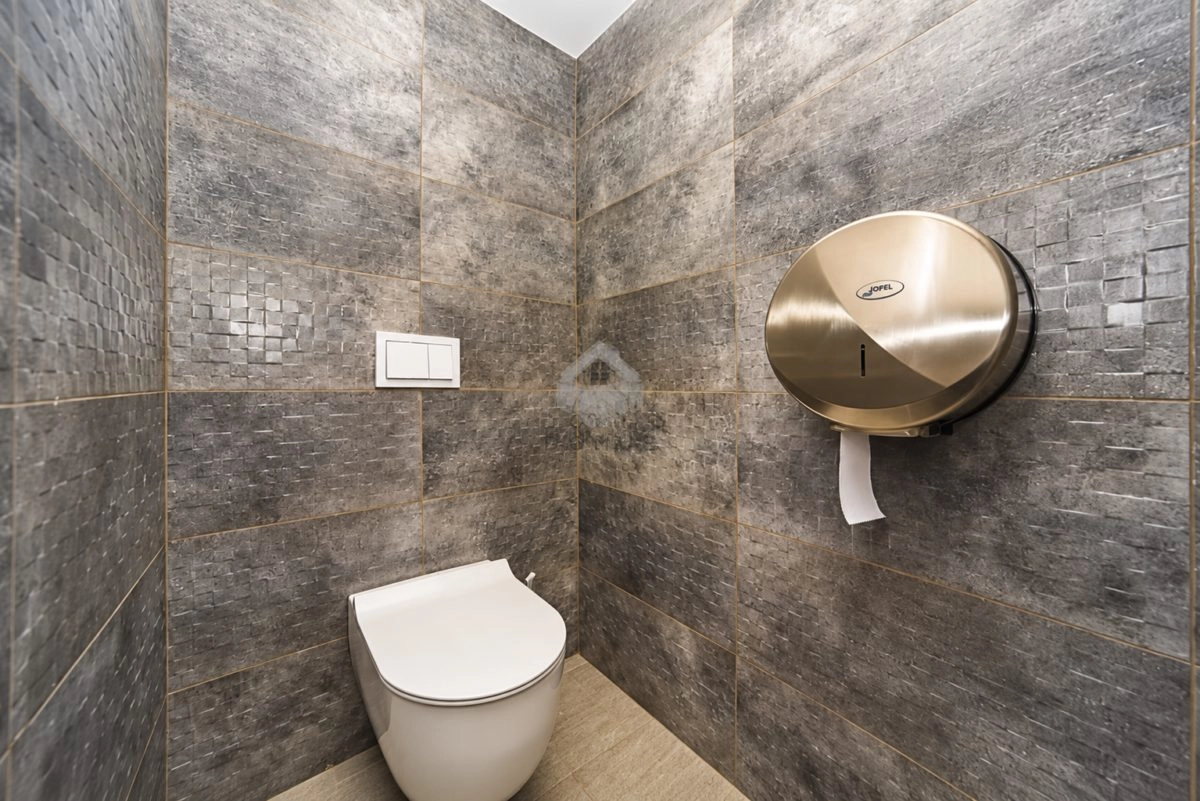 Kancelarijski-prostor-100-m²-Donja-Gorica-–-Podgorica-9 Poslovni prostor 100 m² – Donja Gorica, Podgorica — fotografija 10