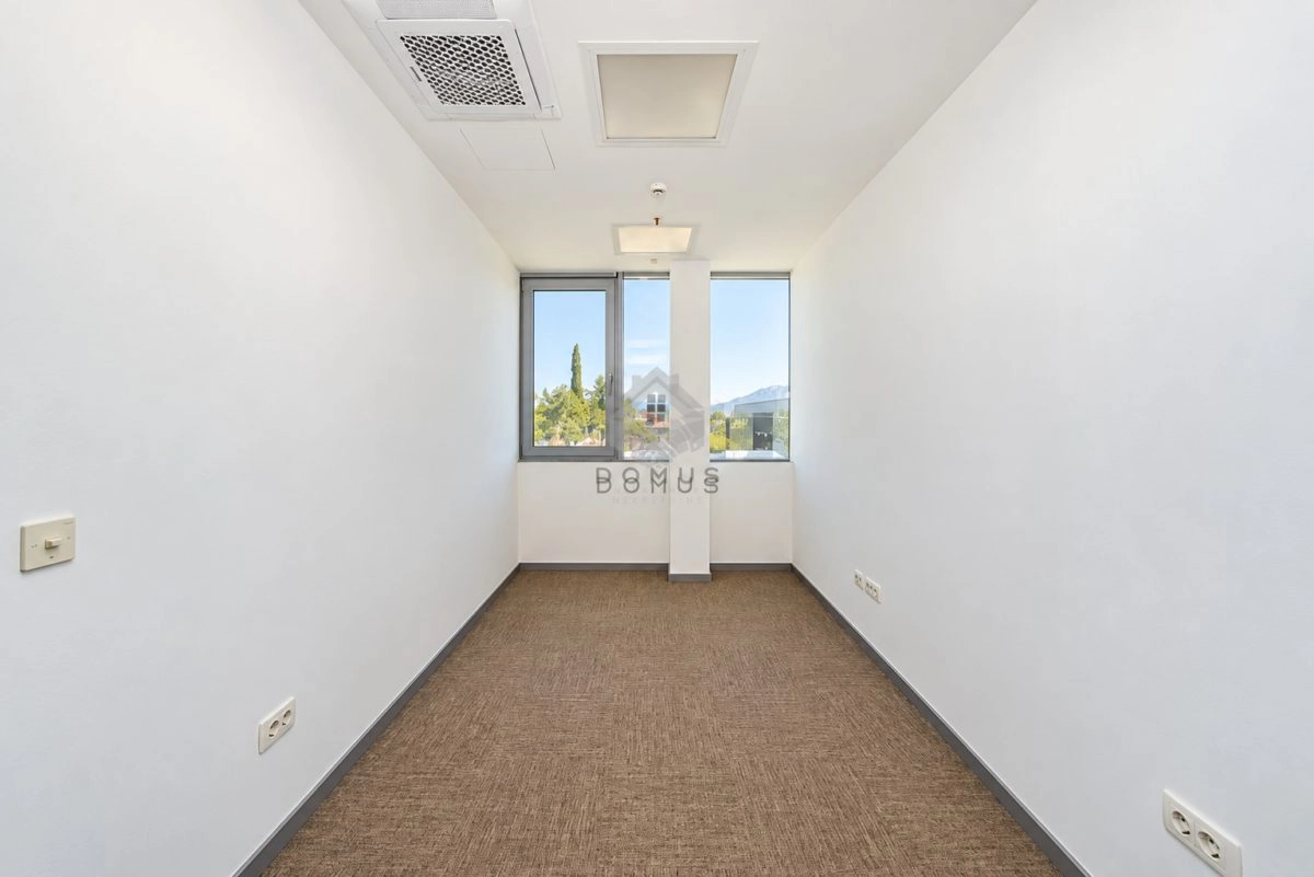 Kancelarijski-prostor-100-m²-Donja-Gorica-–-Podgorica-12 Poslovni prostor 100 m² – Donja Gorica, Podgorica — fotografija 13