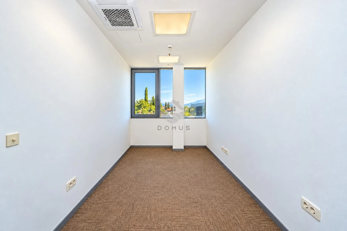 Magacinski-prostor-600-m²-Donja-Gorica-–-Podgorica-4 Poslovni prostor 600 m² – Donja Gorica, Podgorica — fotografija 5