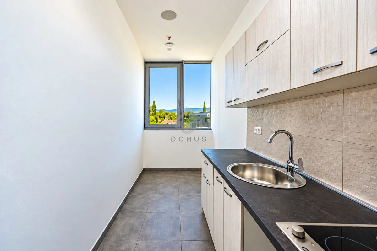 Magacinski-prostor-600-m²-Donja-Gorica-–-Podgorica-6 Poslovni prostor 600 m² – Donja Gorica, Podgorica — fotografija 7