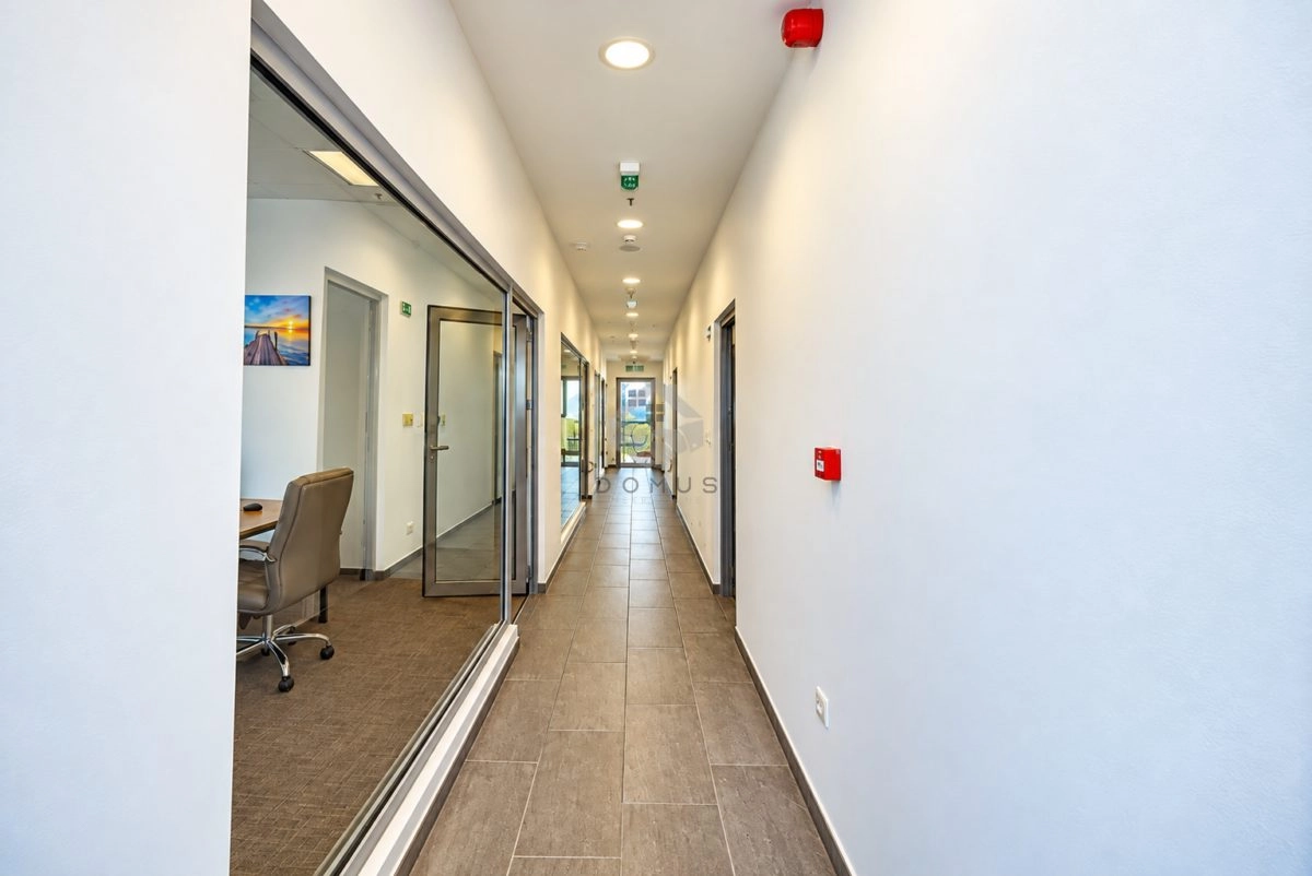 Magacinski-prostor-600-m²-Donja-Gorica-–-Podgorica-15 Poslovni prostor 600 m² – Donja Gorica, Podgorica — fotografija 16