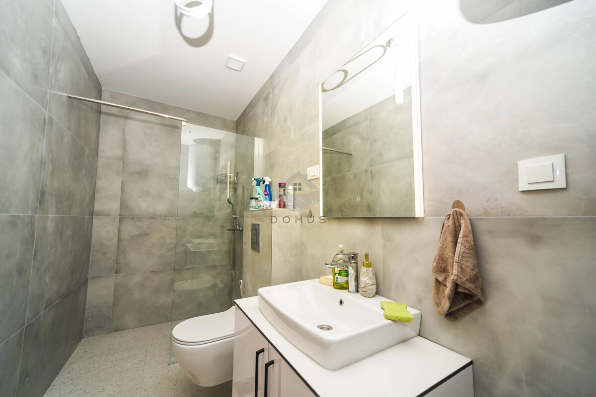 Jednosoban-stan-48-m²-Krivi-Most-–-Podgorica-4 Jednosoban stan u suterenu, Krivi most, Podgorica — fotografija 5