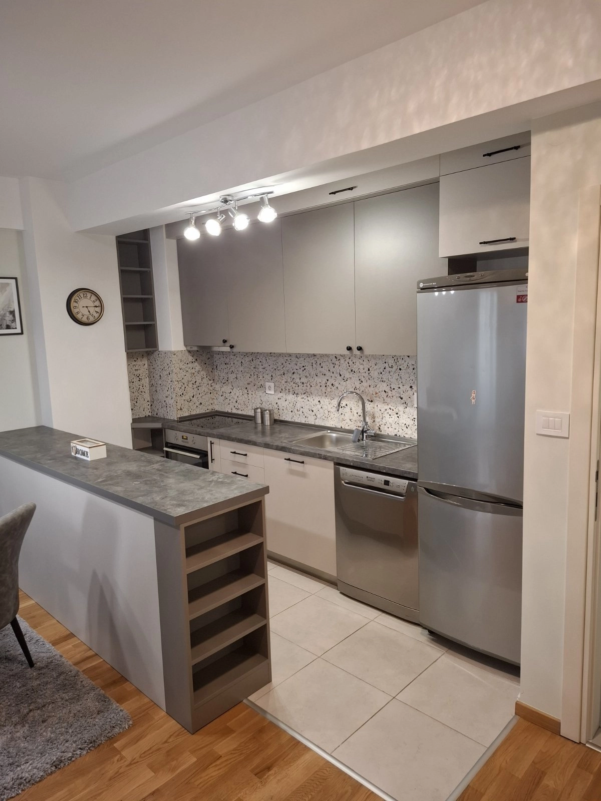 Dvosoban-stan-na-Zabjelu-Podgorica-1 Dvosoban stan 75 m² – Zabjelo, Podgorica — fotografija 2
