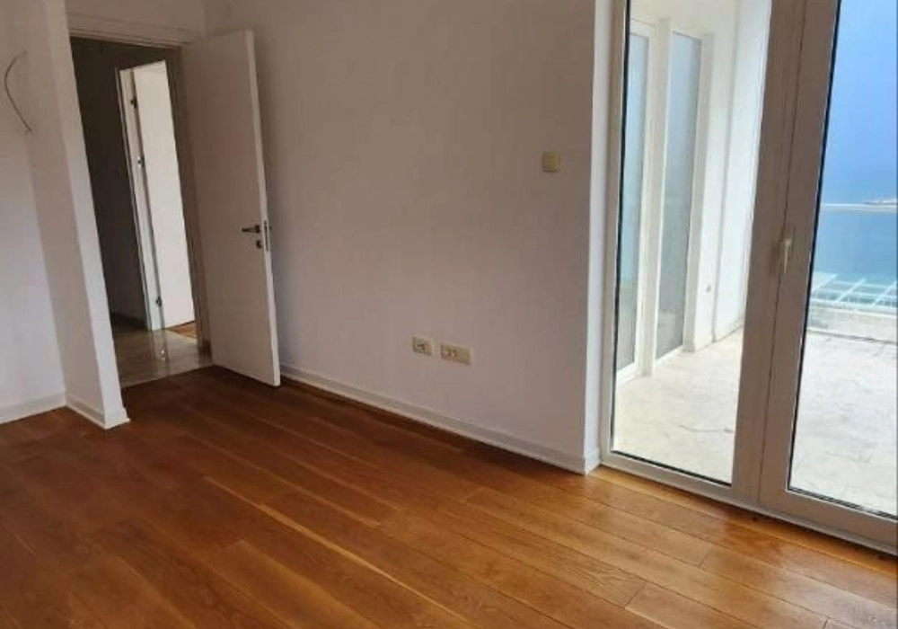 Trosoban-stan-sa-pogledom-na-more-u-Rozinu-Budva-6 Trosoban stan 183 m² – Rozino, Budva — fotografija 7