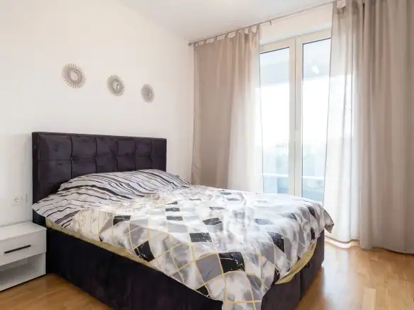 Izdavanje: Jednosoban stan 47 m² – Bečići, Budva — fotografija 4