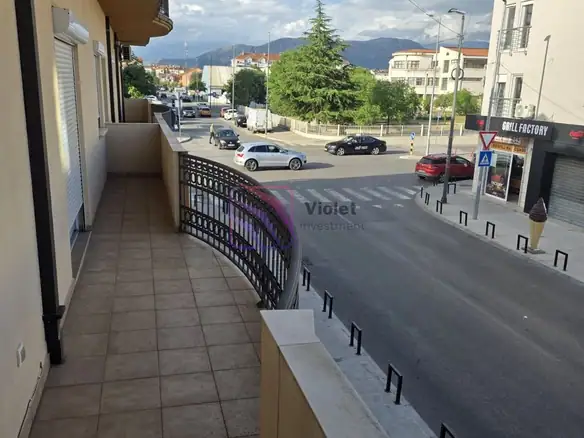 Izdavanje: Dvosoban stan 69 m² – Stari aerodrom, Podgorica — fotografija 7