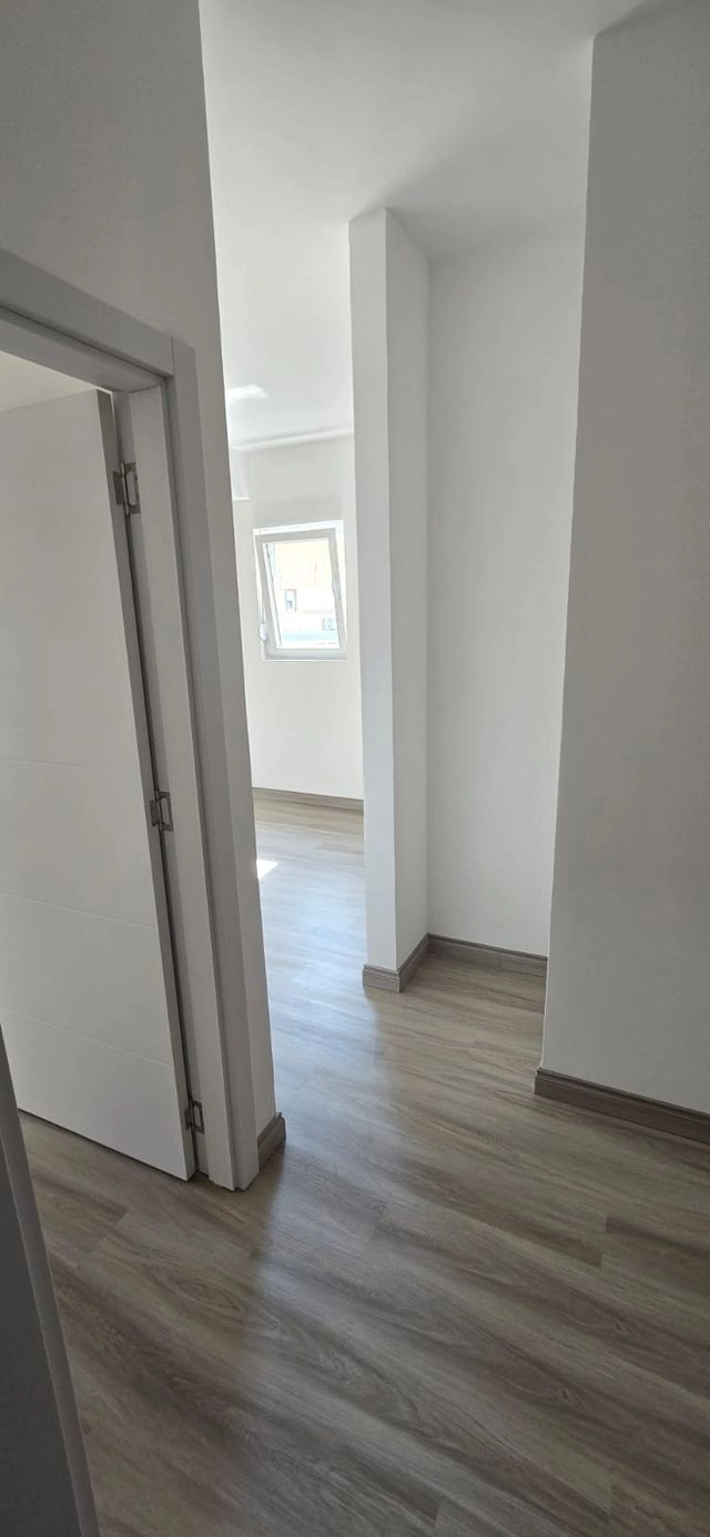 Jednosoban-stan-56-m²-u-Lazima-Budva-9 Jednosoban stan 56 m² – Lazi, Budva — fotografija 10