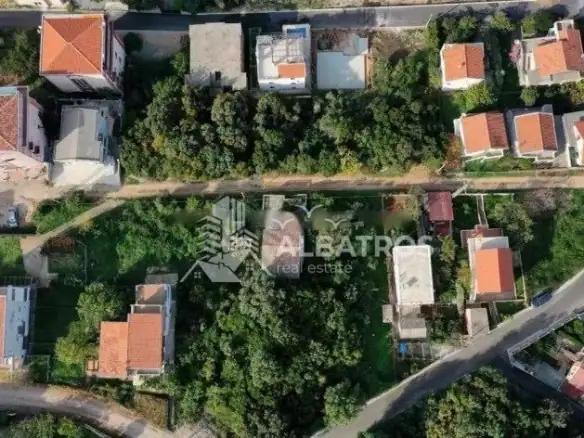 Plac 804 m² u Utjehi